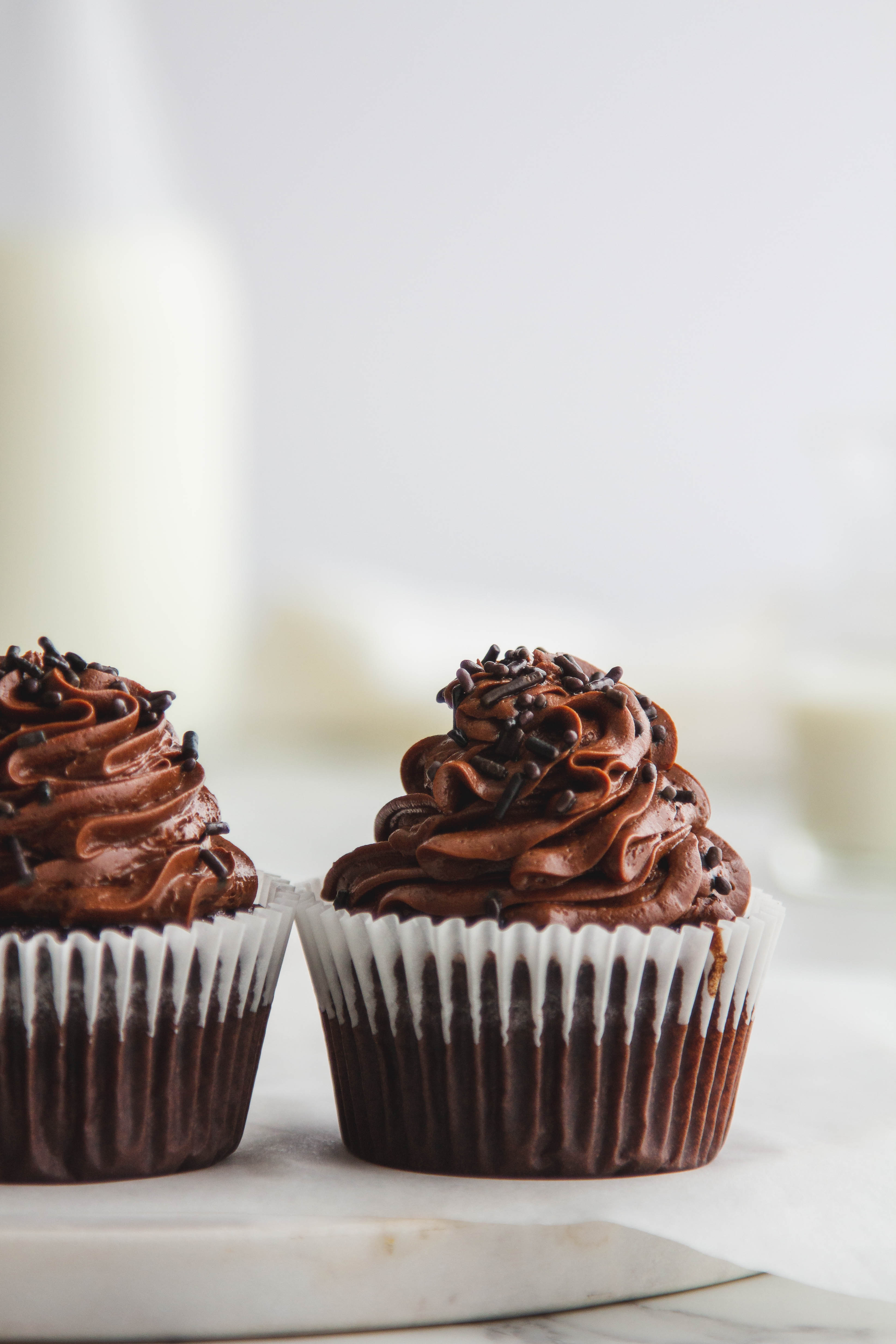 Dark Chocolate Cupcake Recipe - Cashmere & Cocktails