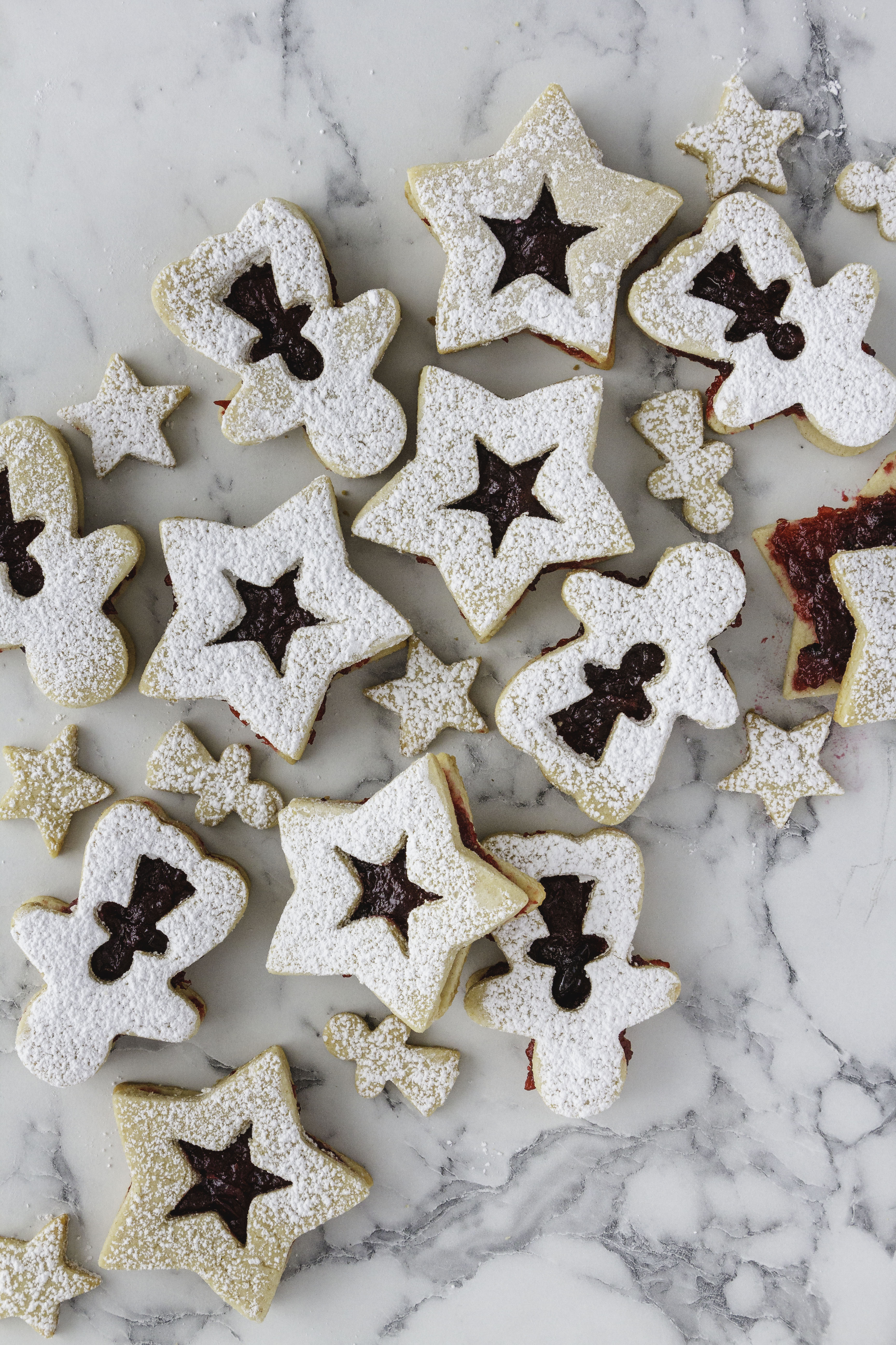 Linzer Cookies with Cranberry Filling - Cashmere & Cocktails