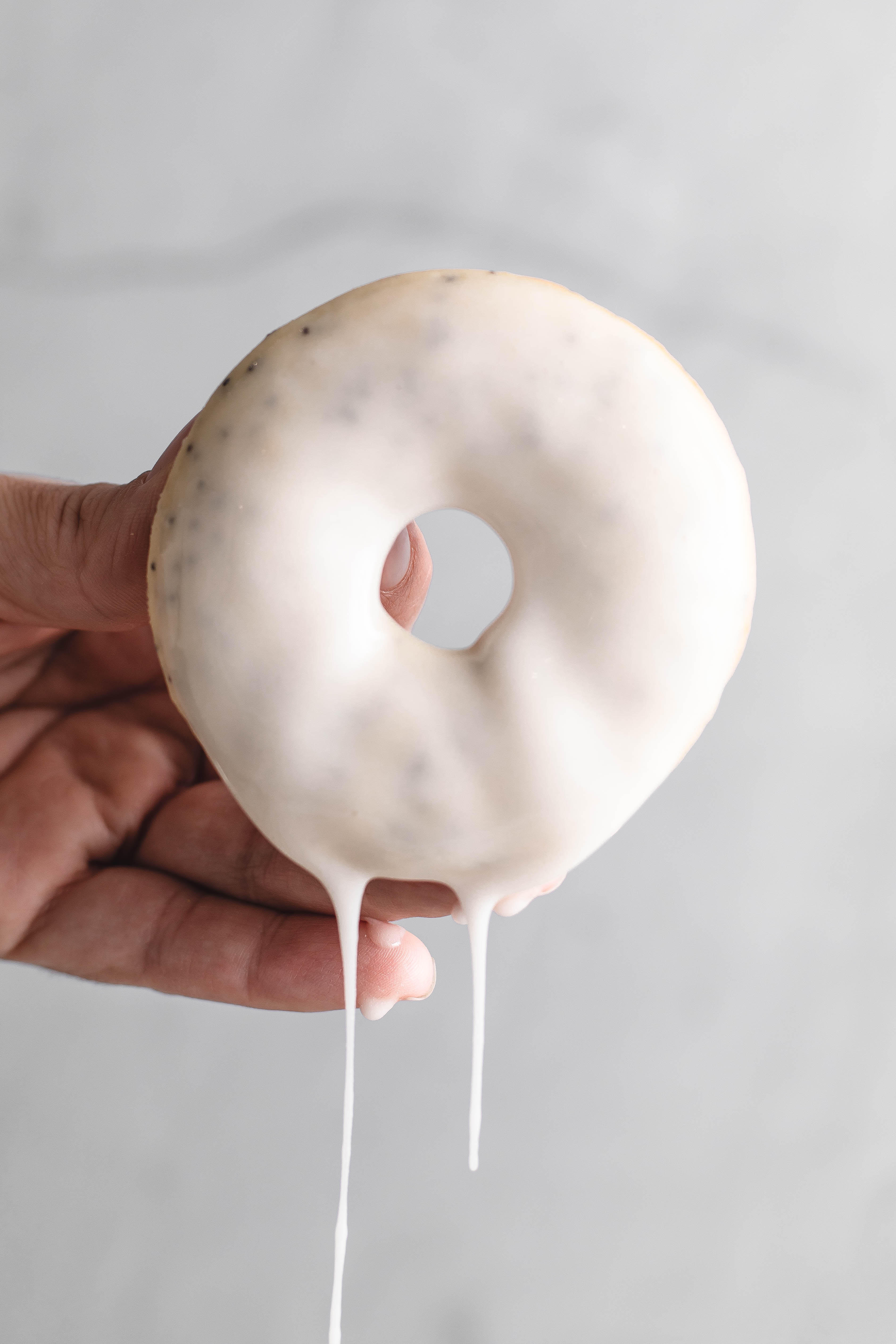 Baked Lemon Poppy Seed Donuts - Cashmere & Cocktails