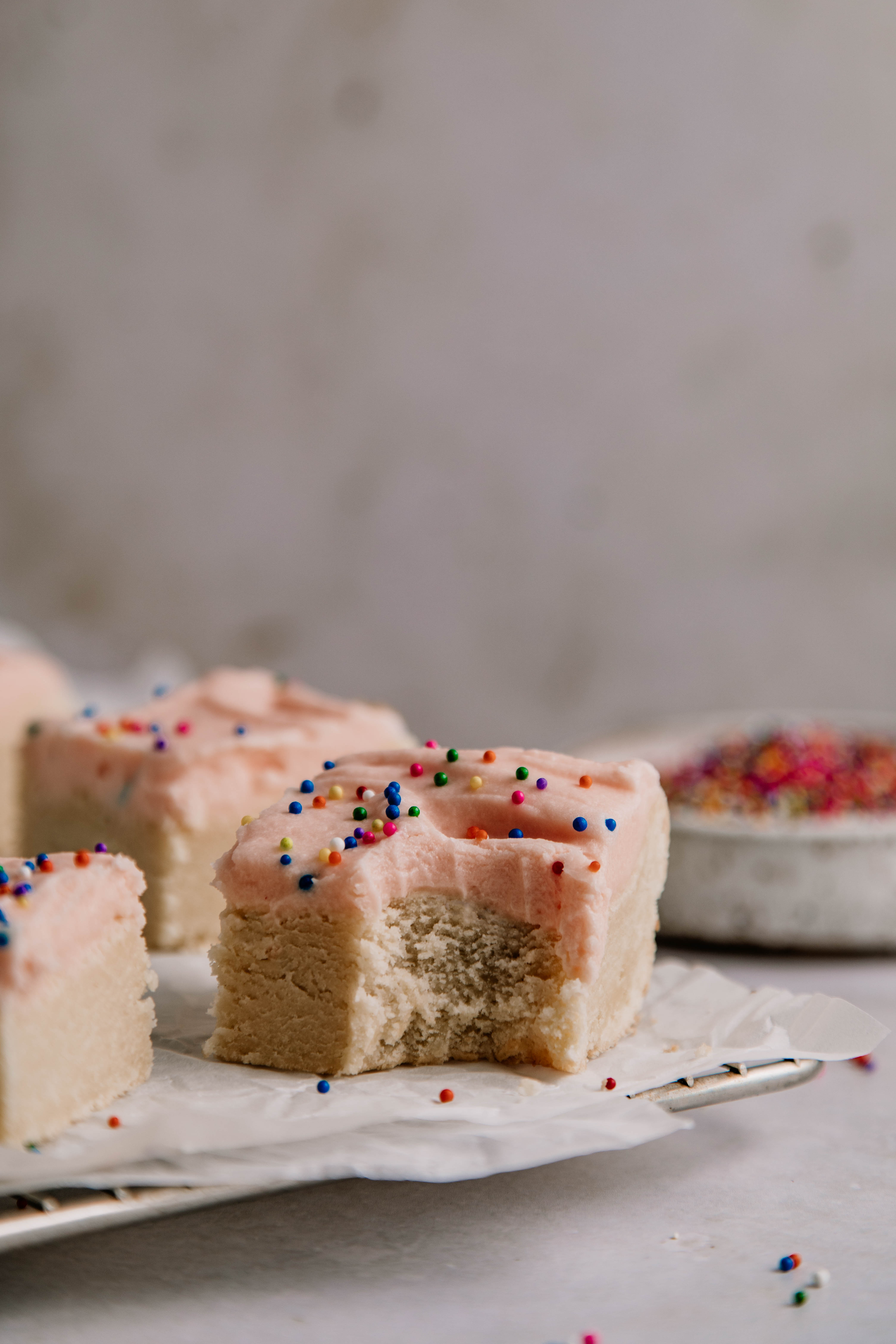 Sugar cookie bars by Cashmere & Cocktails